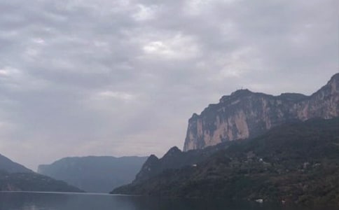 三峡大坝导游词(精选14篇)
