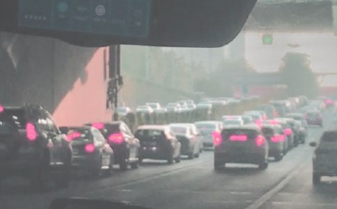 堵车的幽默说说堵车文案搞笑