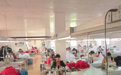 关于寒假服装厂打工社会实践报告范文