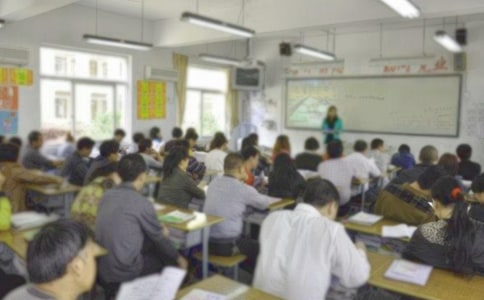 小学生的家长会发言稿