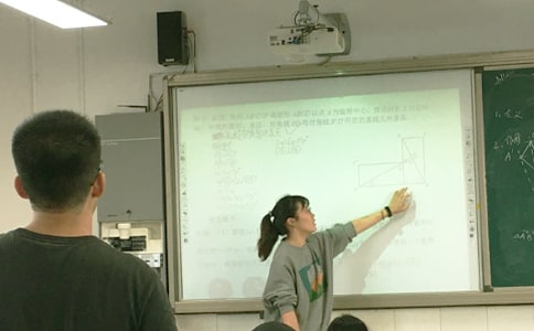 钟表店教学反思
