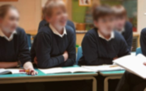 小学生五一节手抄报图