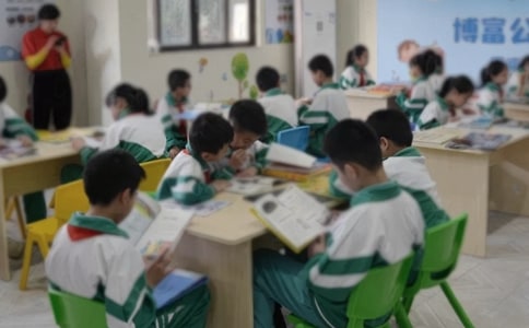 新学期班会发言稿