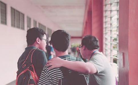 海外学子回国创业“六问”