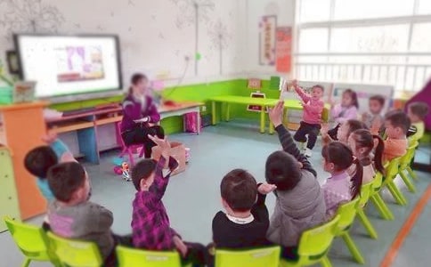 幼儿园小班数学教案:认识三角形