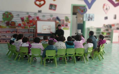 幼儿园《我们的城市》教学反思